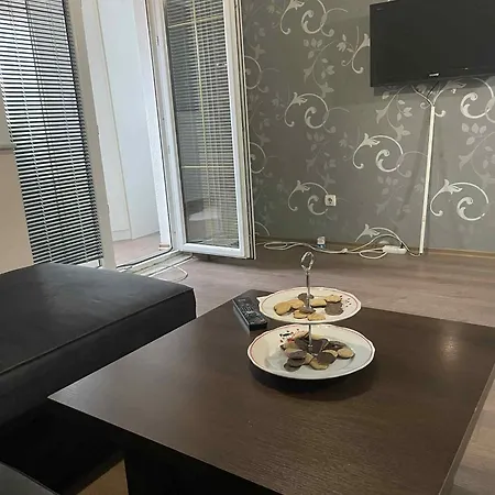 Sandra Apartman