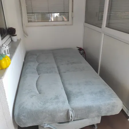 Sandra Apartman